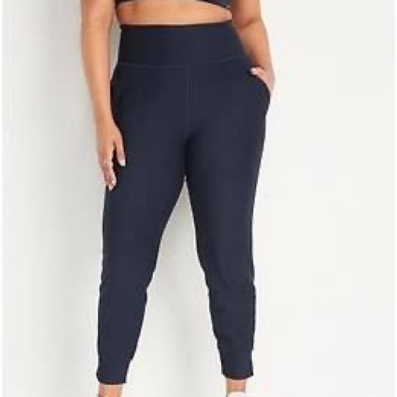 Old Navy XL Elevate Joggers in Navy - Picture 1 of 5